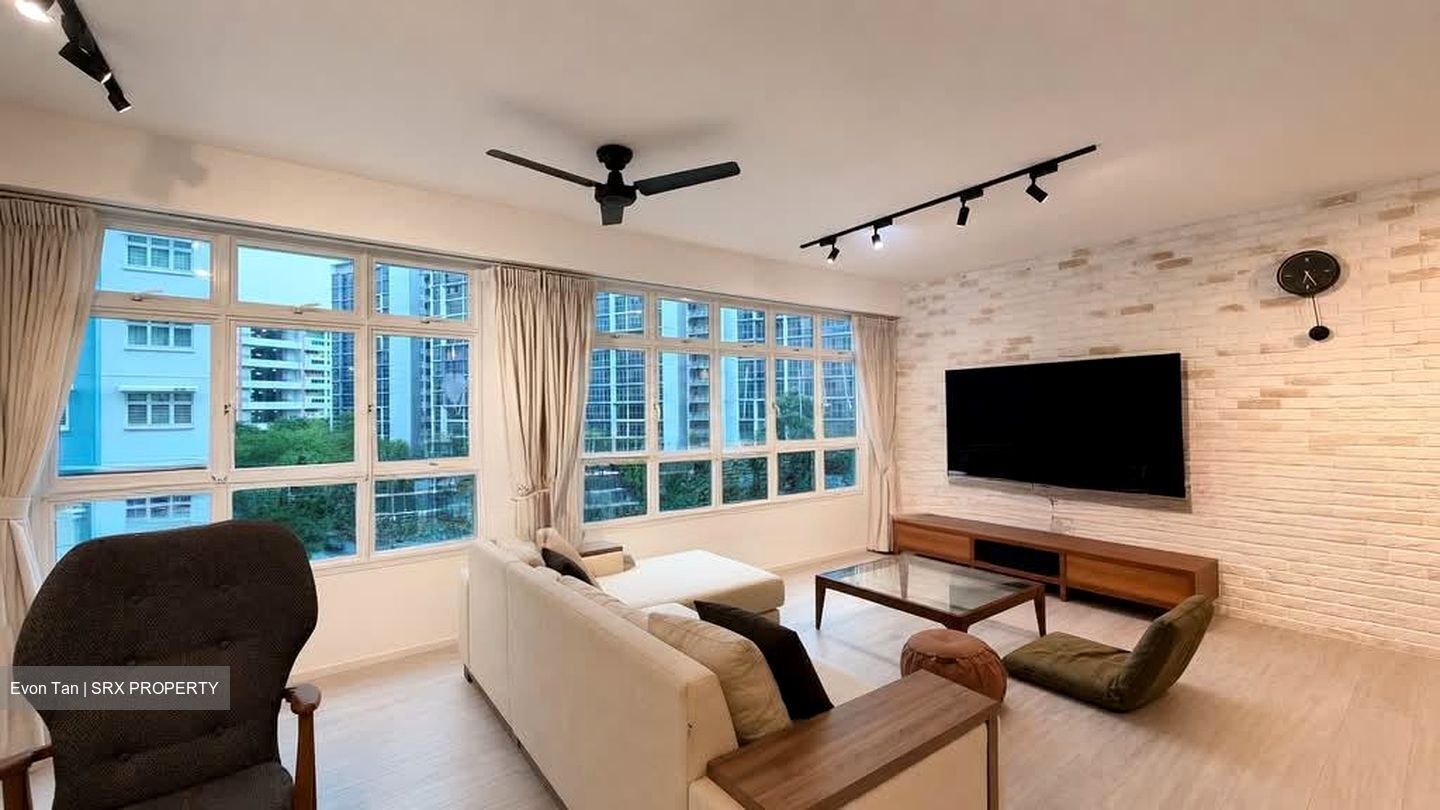 Blk 318B Yishun Greenwalk (Yishun), HDB 5 Rooms #588632611